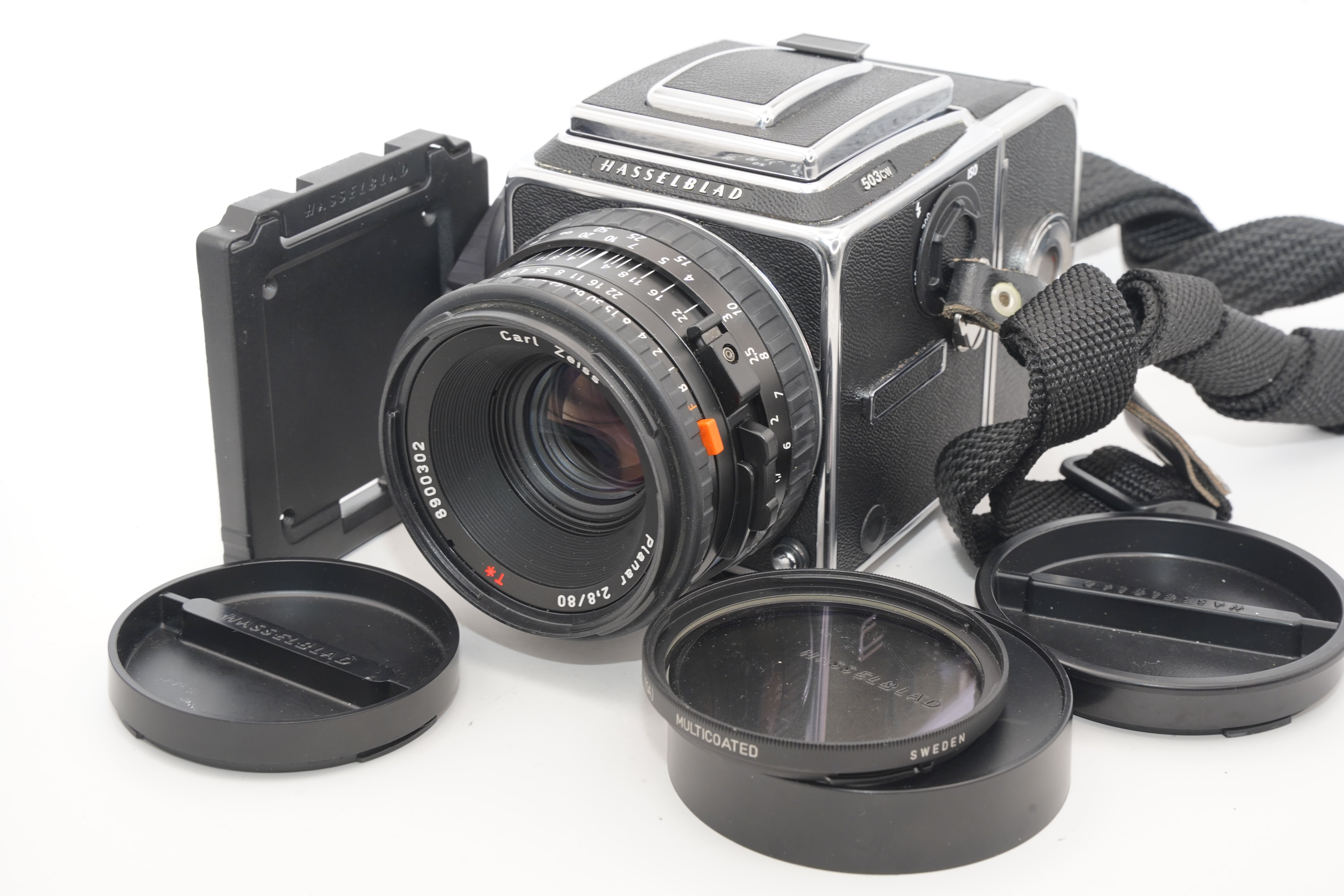 Hasselblad 503CW + Planar T* 80mm F/2.8 CF A12
