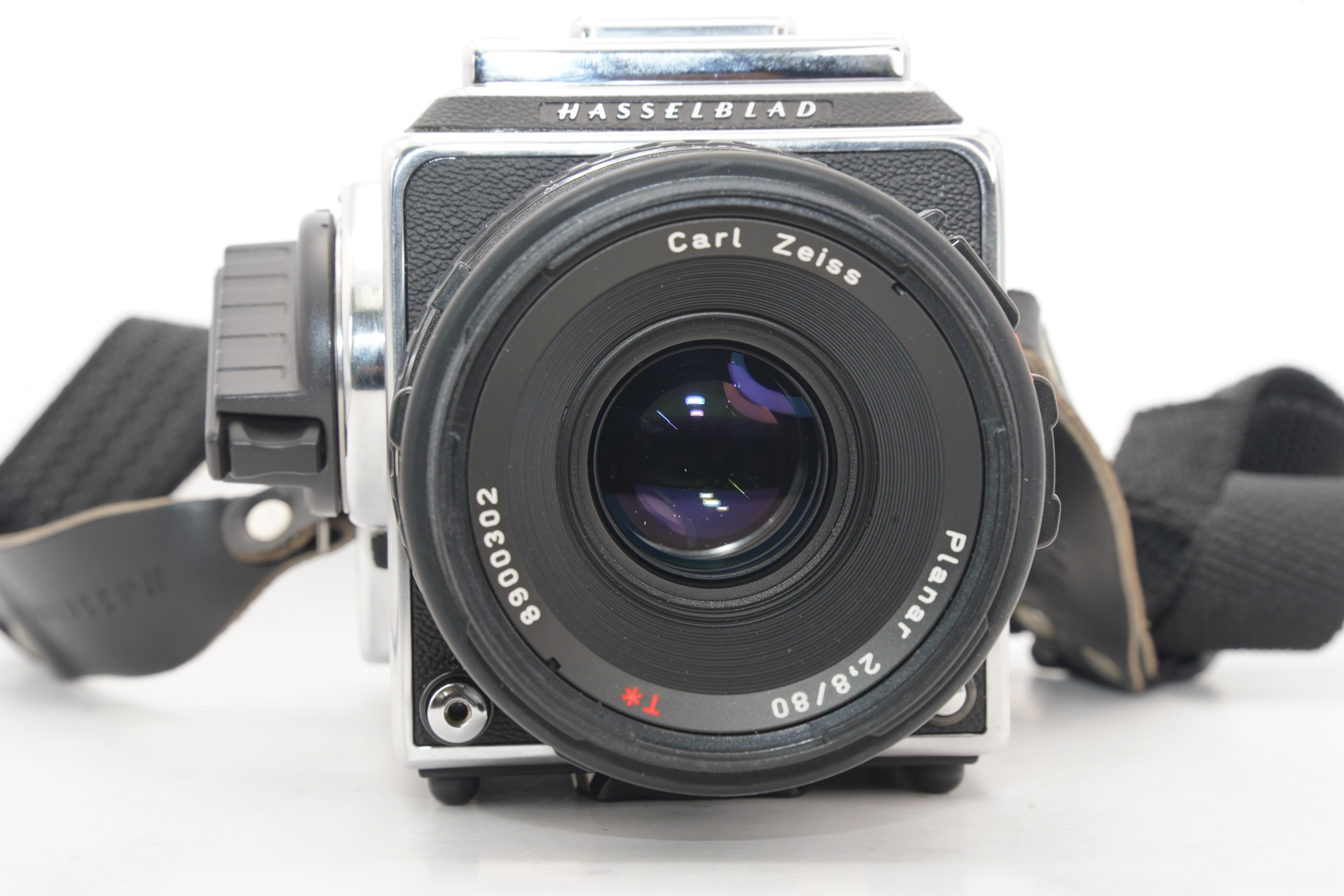 Hasselblad 503CW + Planar T* 80mm F/2.8 CF A12
