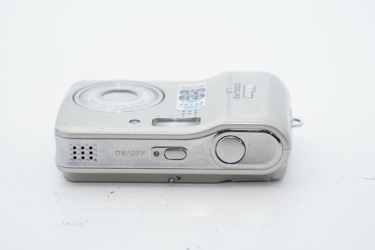 NIKON Coolpix L6