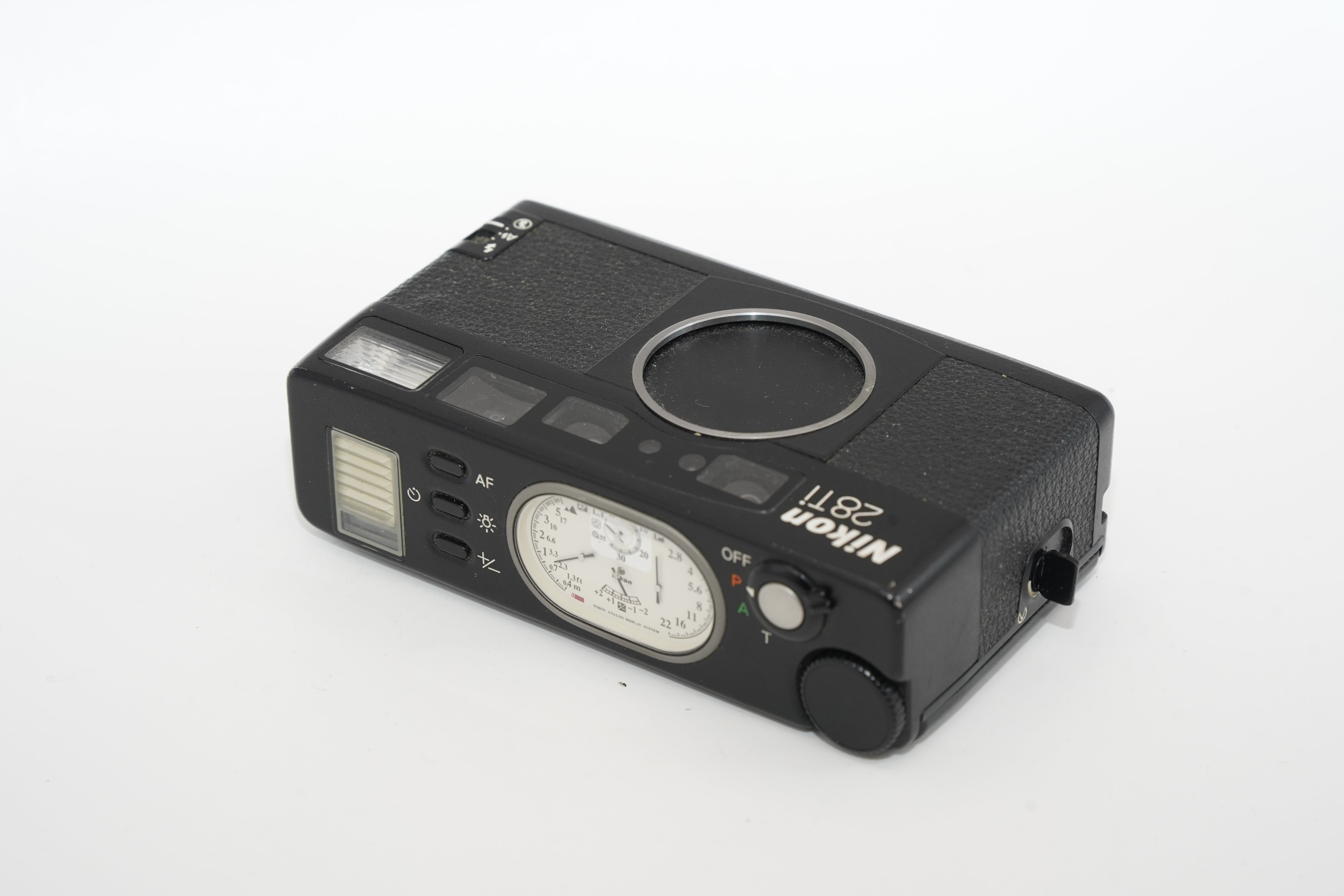 Nikon 28Ti ブラック