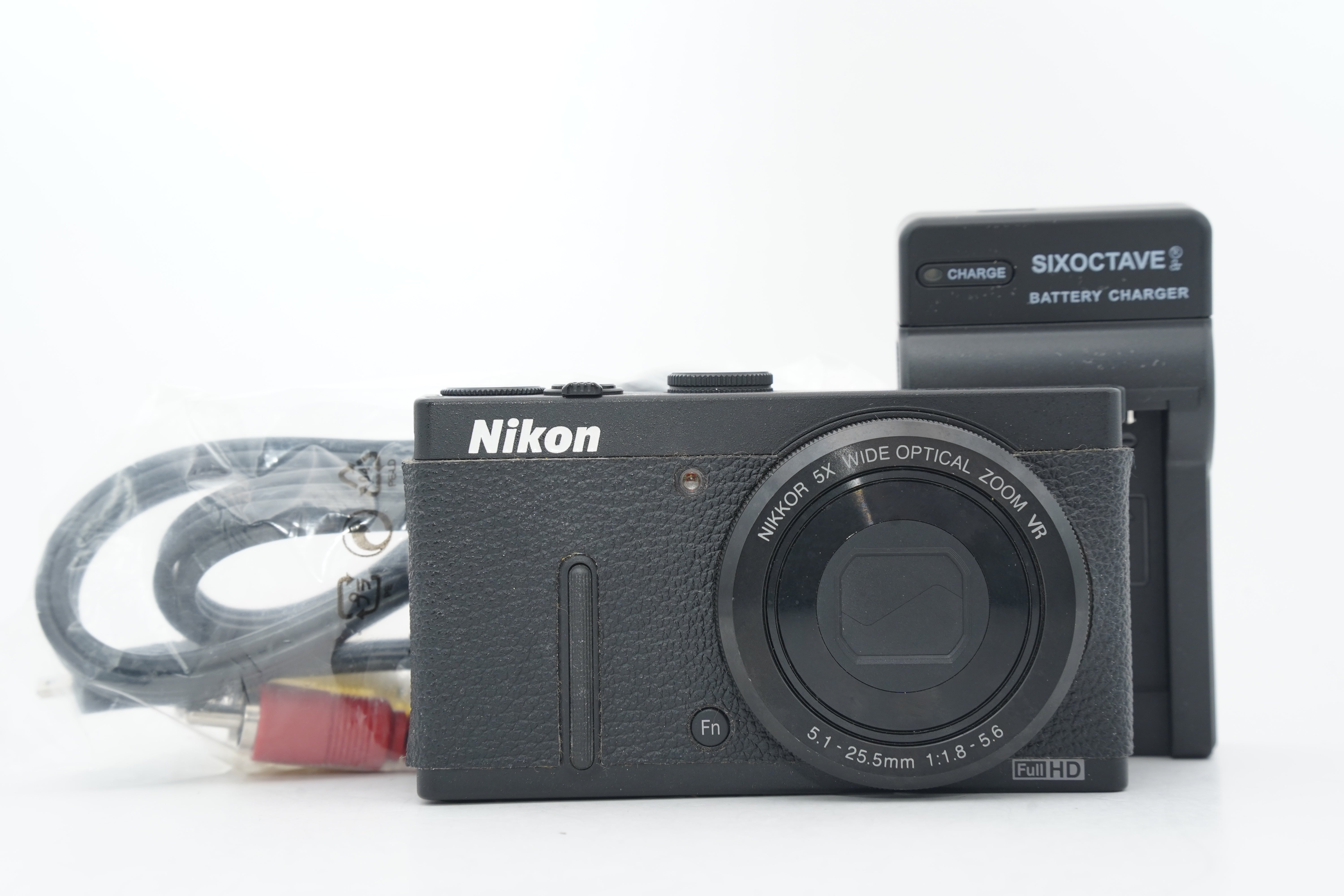 [中古•自宅保管品] Nikon COOLPIX P330 バッテリー動作確認済 Nikon COOLPIX P330 ブラック 充電器 バッテリー付属
