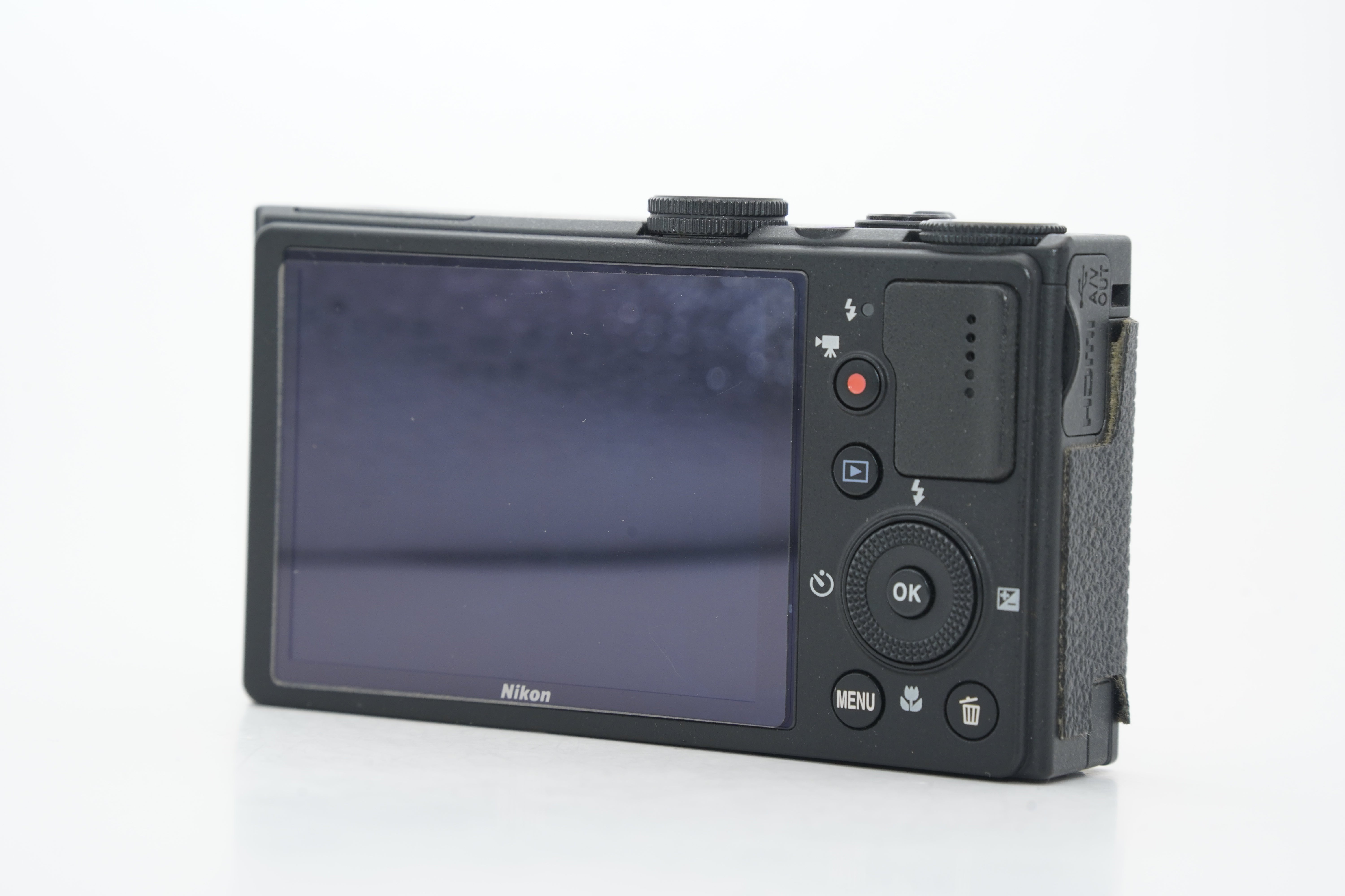 Nikon COOLPIX P330 ブラック 中古｜東京中古カメラ