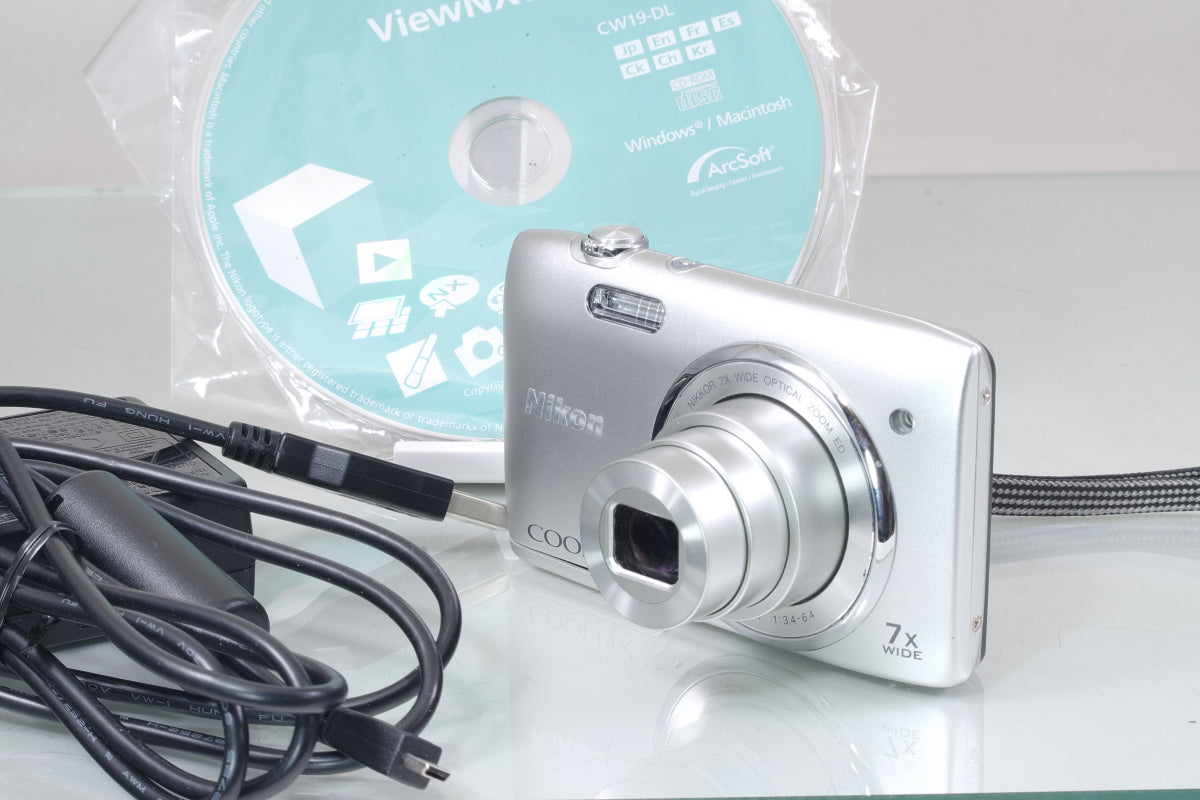 Nikon COOLPIX S3400 シルバー 充電器 その他 付き