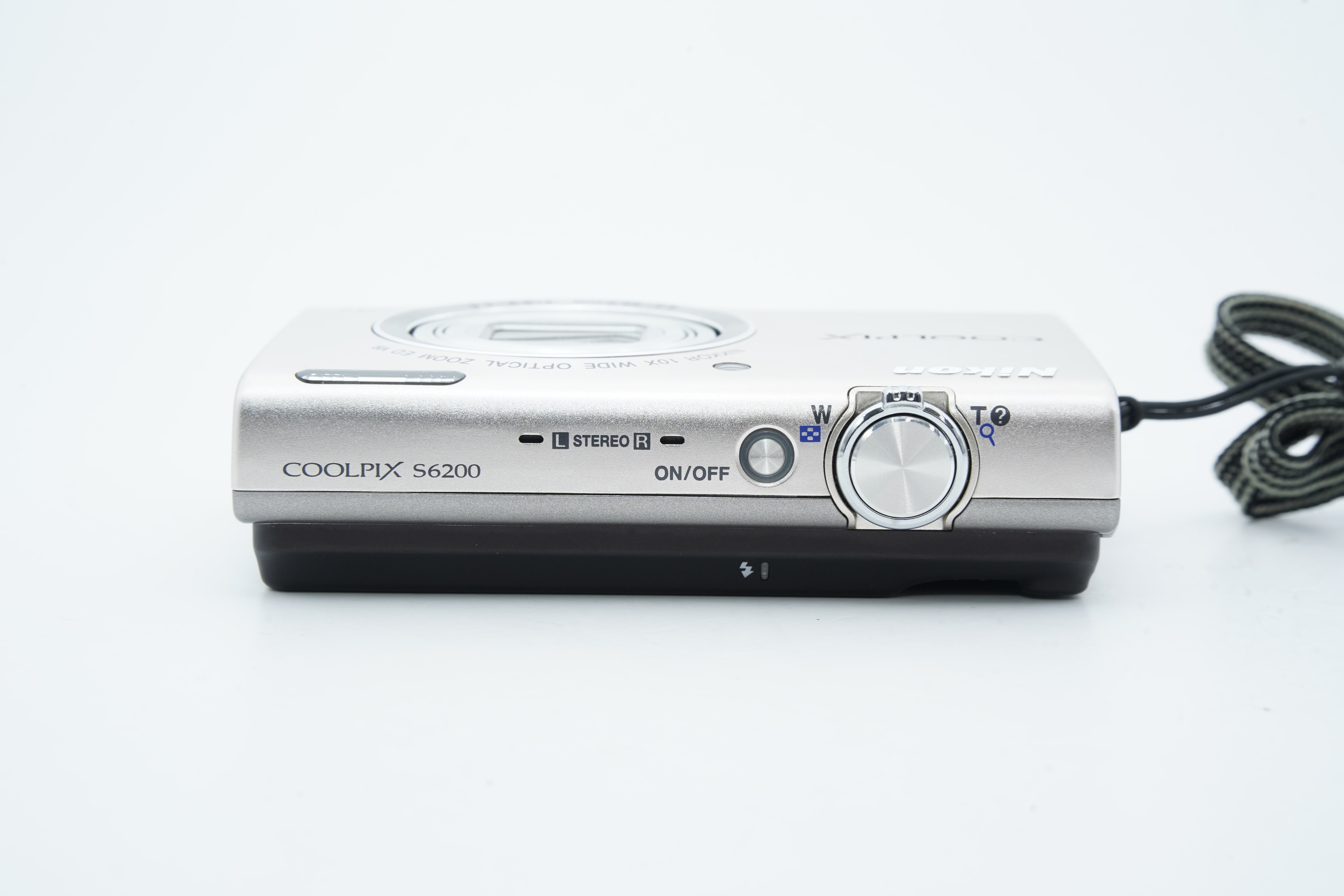 Nikon COOLPIX S6200