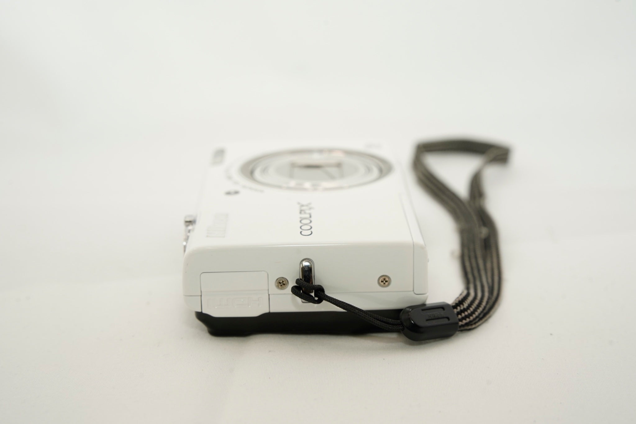 Nikon COOLPIX S6200 ホワイト 充電器付属